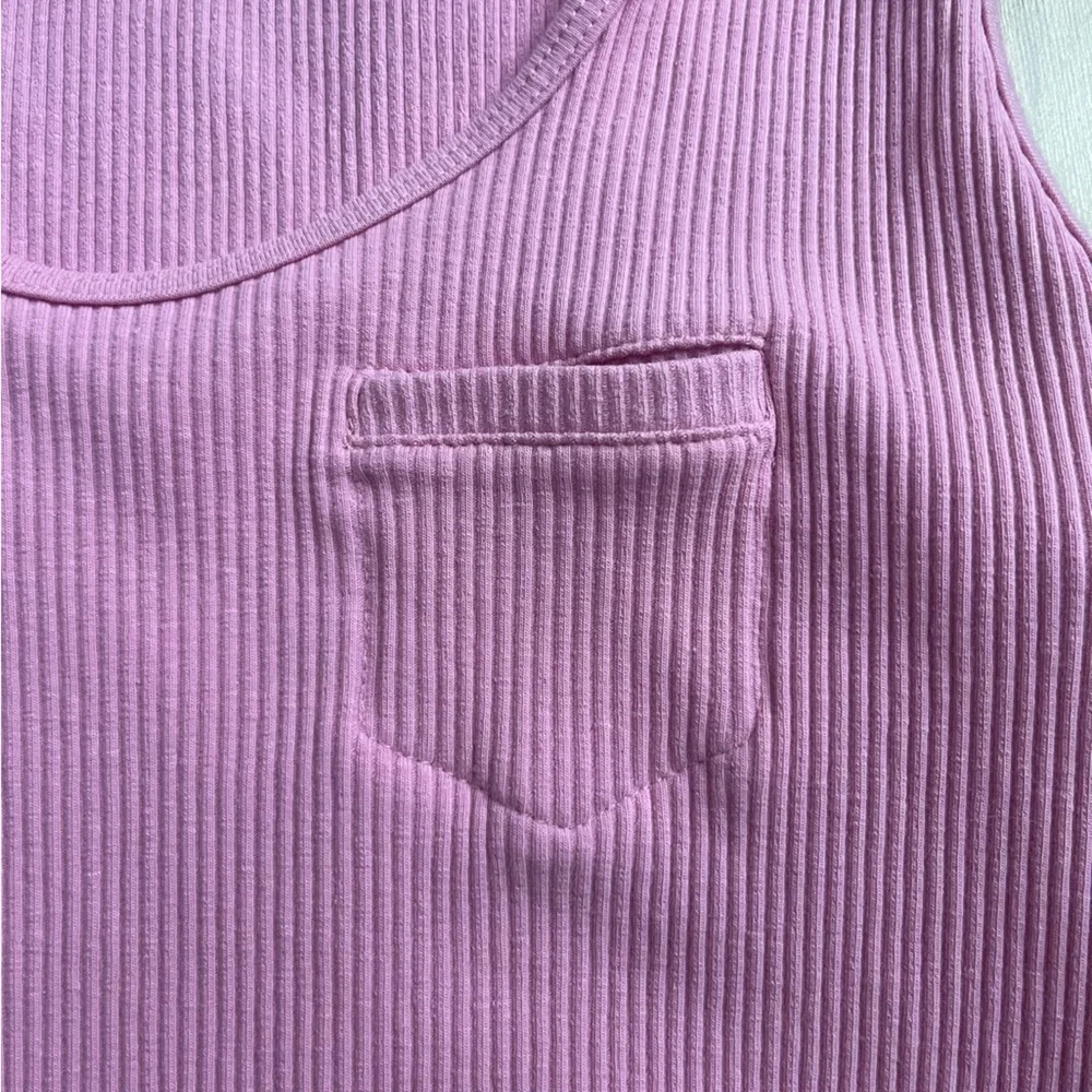Pink Ribbed Tank Top - Picture 2 of 4